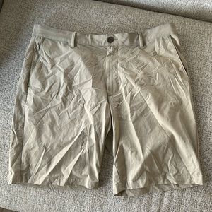 Tommy Bahama shorts